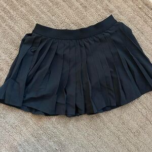 Black Lululemon Pleated Skirt